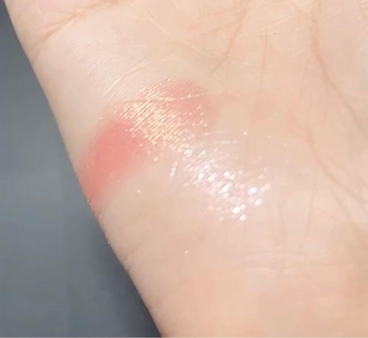 リアルカバーリキッド（セミマット）/KATE/リキッドファンデーションの動画クチコミ2つ目