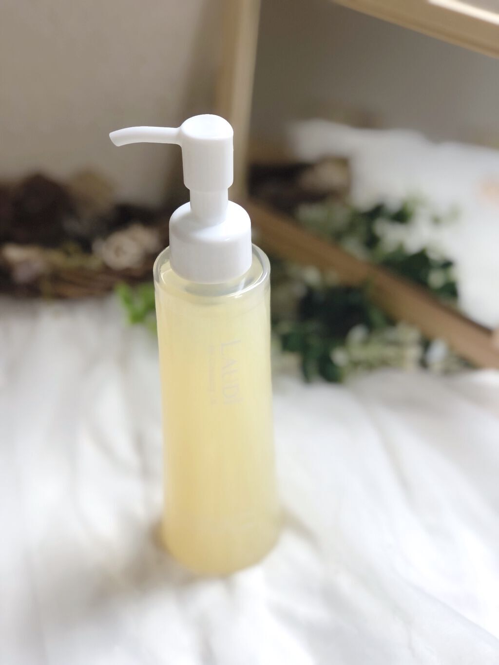 RBクレンジングオイル/LAUDi/オイルクレンジングの動画クチコミ1つ目