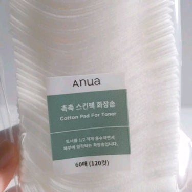 🌻 #ANUA
　　Cotton Pad For Toner

二枚つながっている？タイプで、厚みが少し薄めのコットン。
厚みが少し薄めだからこそ、普通のコットンよりも少量の化粧水でパックできちゃう☺️