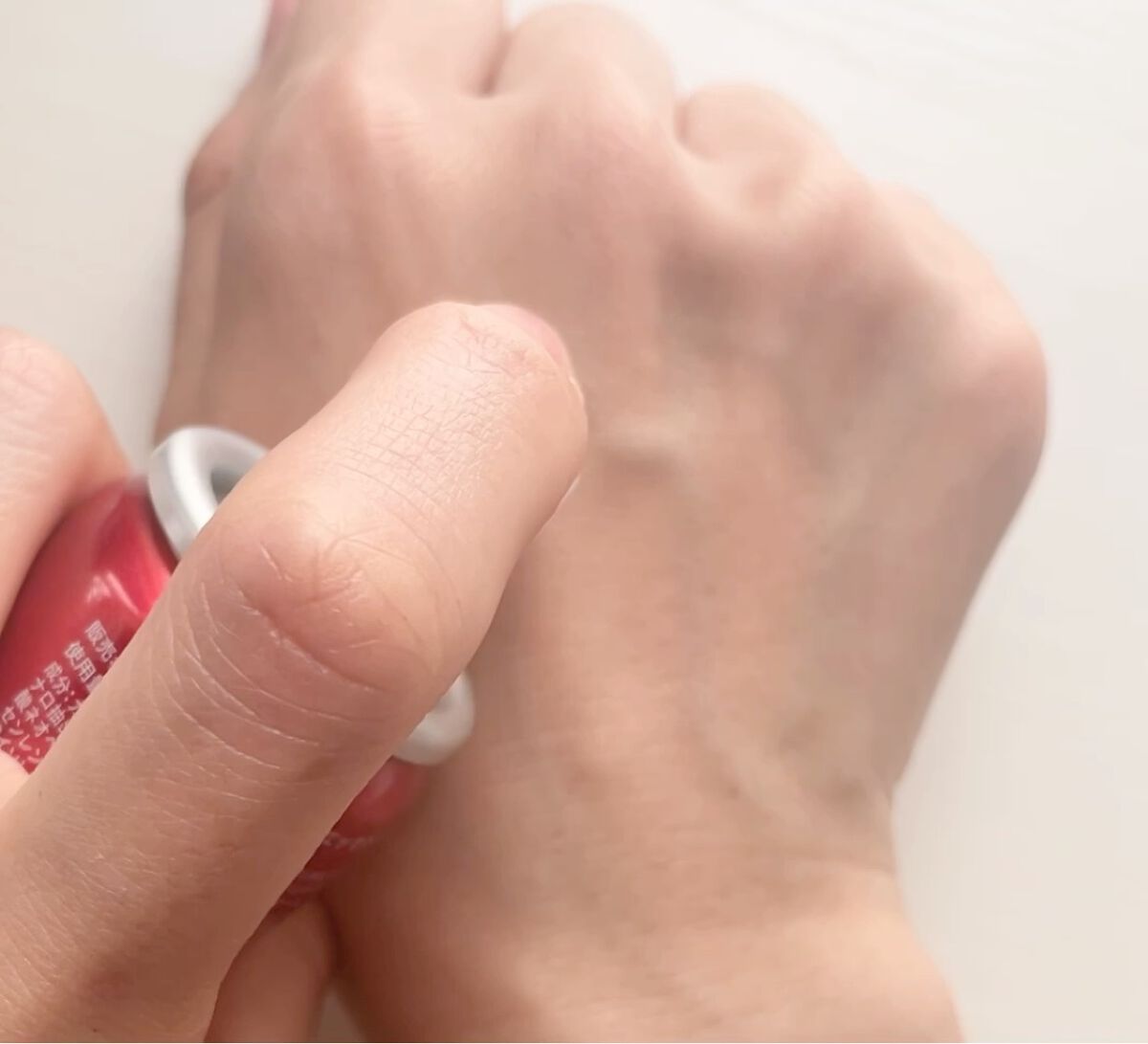 ザ ファーストエッセンス/ALBLANC/美容液の動画クチコミ1つ目