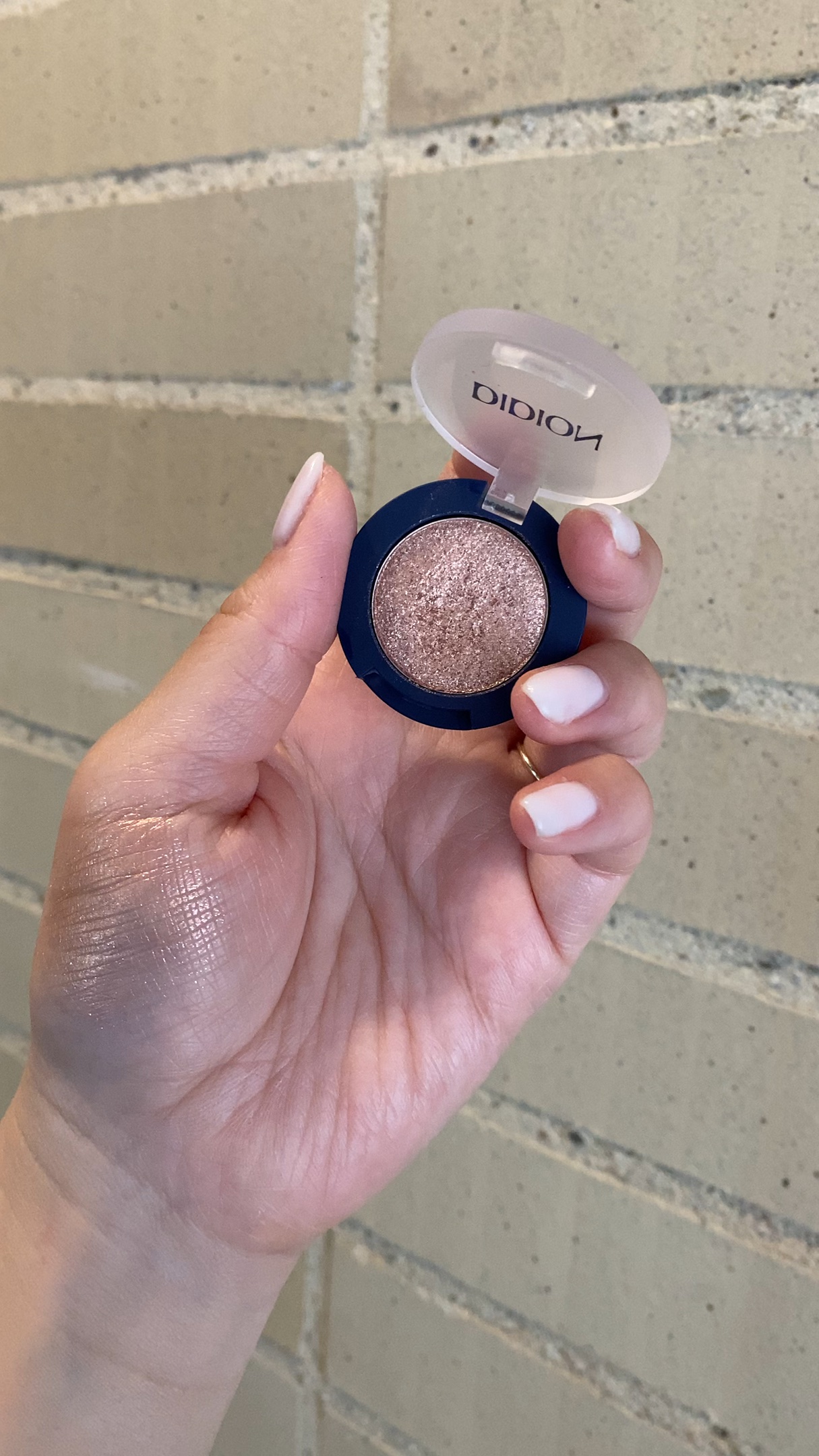 シングルアイカラー/DIDION/単色アイシャドウを使ったクチコミ（1枚目）
