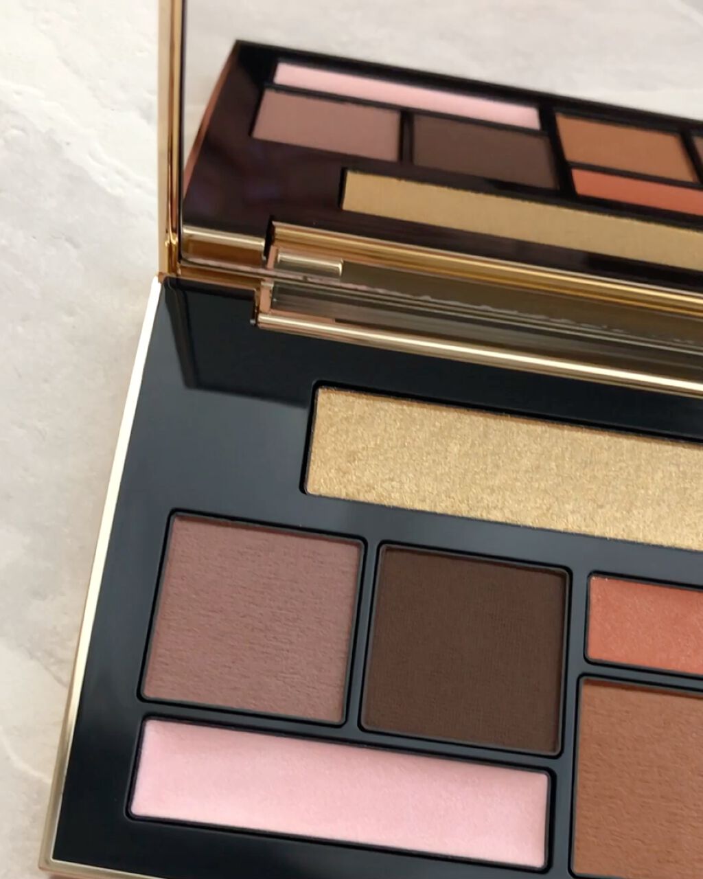 アイカラーパレット ホリデーリミテッド/Amplitude/アイシャドウパレットの動画クチコミ3つ目