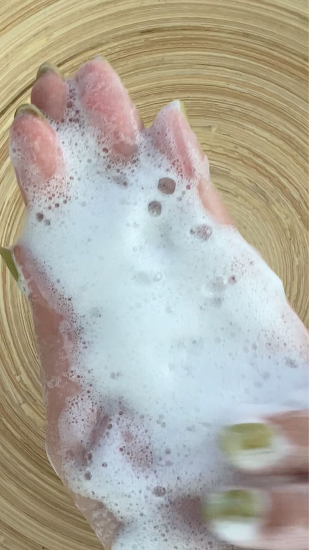 極微細泡石けん/STATE OF THE ART/洗顔石鹸の動画クチコミ4つ目