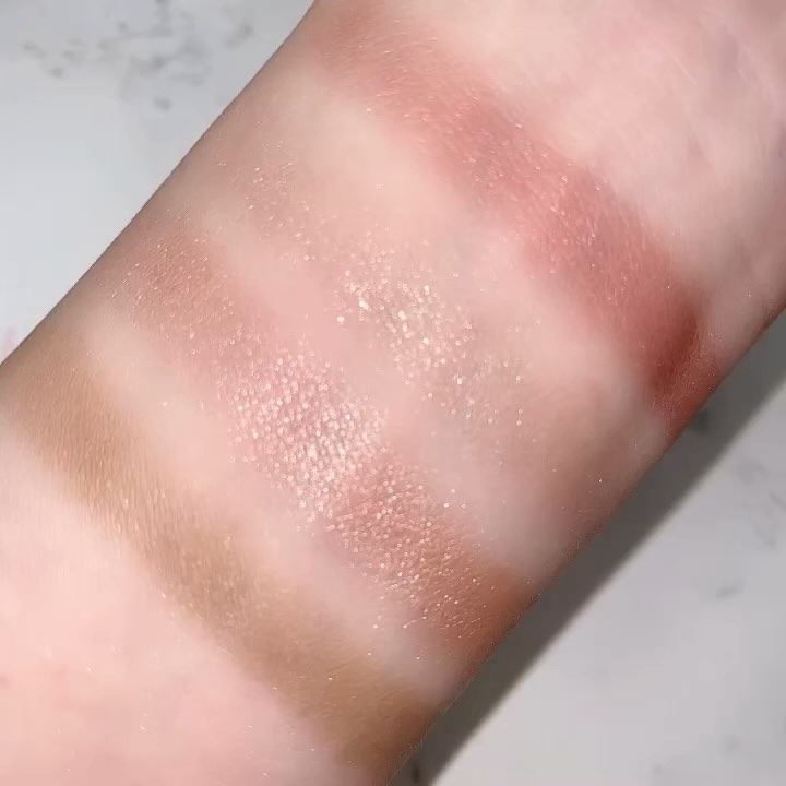 リアルクローズシャドウ/excel/アイシャドウパレットを使ったクチコミ（3枚目）