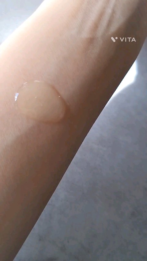 バイタルリペアエッセンスEX/ドクターベルツ/美容液の動画クチコミ2つ目