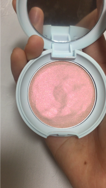 16BRAND 16 MOCHI PACT のクチコミ「【私的に⭐️やばい粉❣️を見つけてしまった】
【ラメ好きにたまらない❣️ピンクゴールドラメがぎ.....」(2枚目)