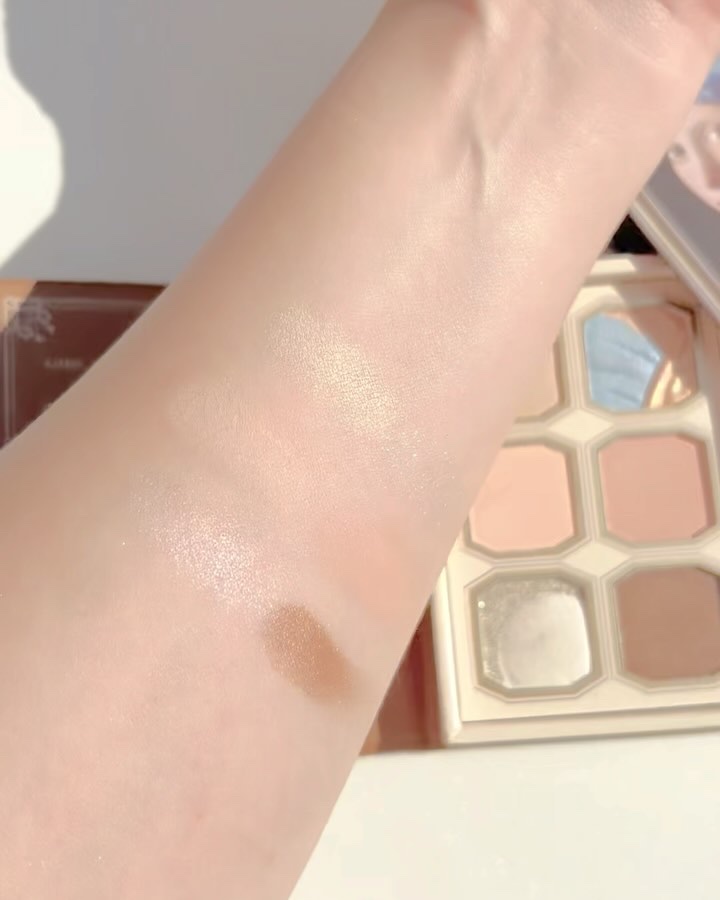 絵画アイシャドウパレット 13 真珠の耳飾りの少女/MilleFée/アイシャドウパレットを使ったクチコミ（3枚目）