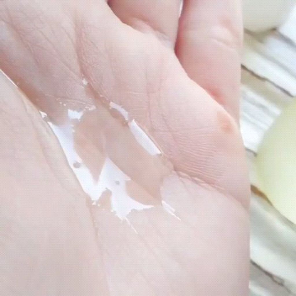 スタイリングオイル<タイト＆ウェット>/COHARU/ヘアオイルを使ったクチコミ（2枚目）