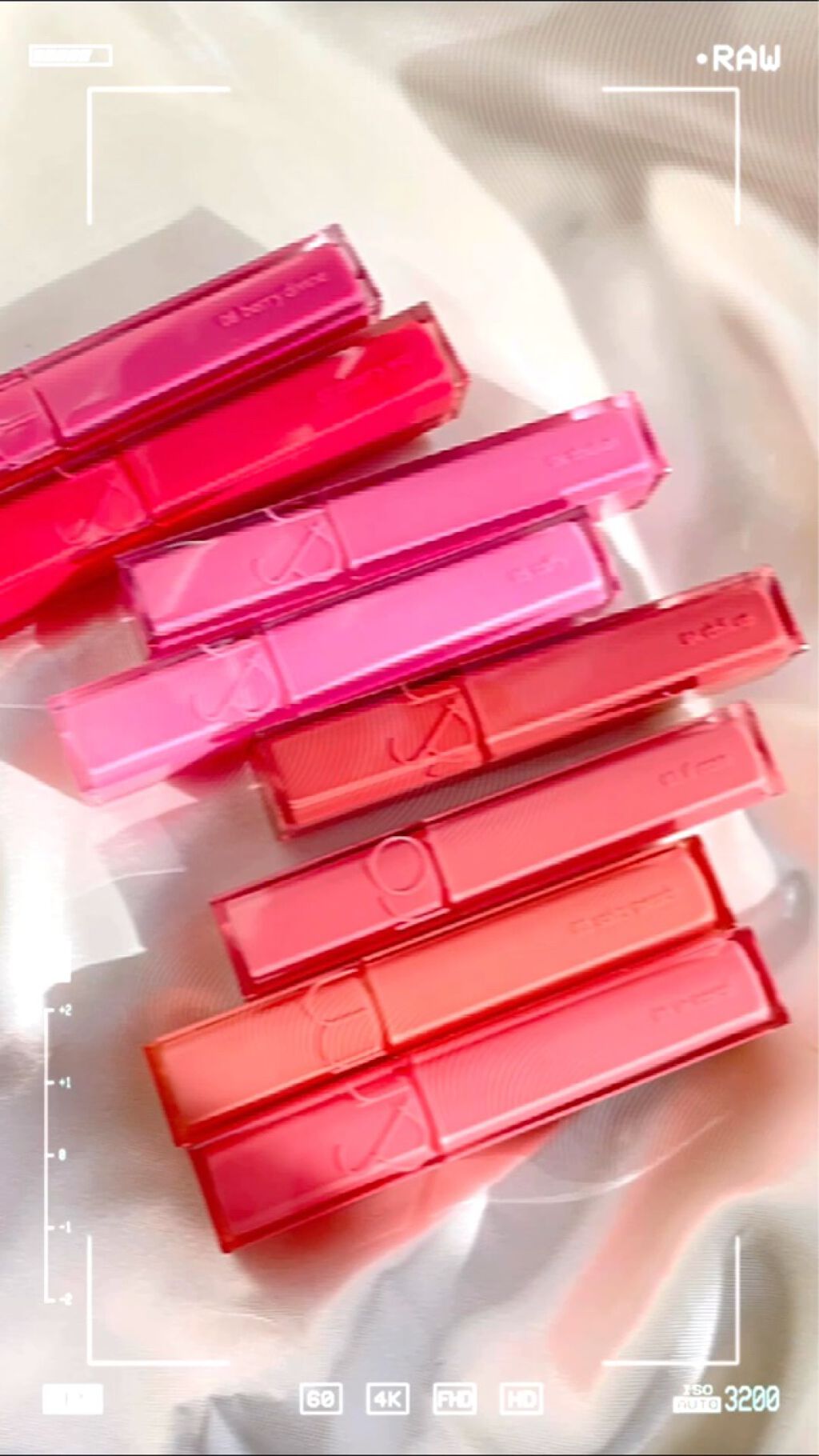 全色レビュー💖

ロムアンドの#デュイフル ウォーターティント 全色レビュー💖

どれも可愛い😍💕
個人的には6番がお気に入り☺️

・01 in coral 
可愛いコーラルでPCスプリングにおすすめ。
何度か重ねて塗ると少し濃く