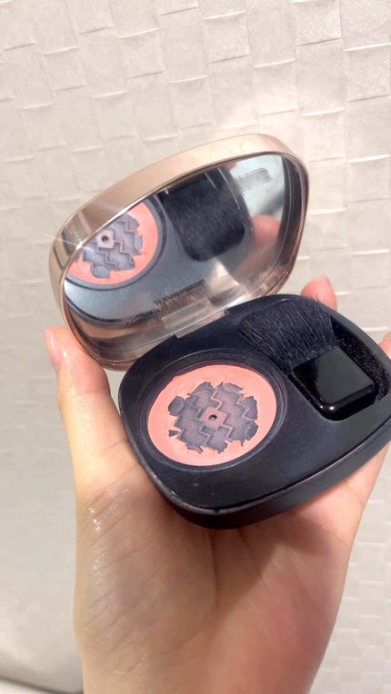 パウダー ブラッシュ/DECORTÉ/パウダーチークの人気ショート動画