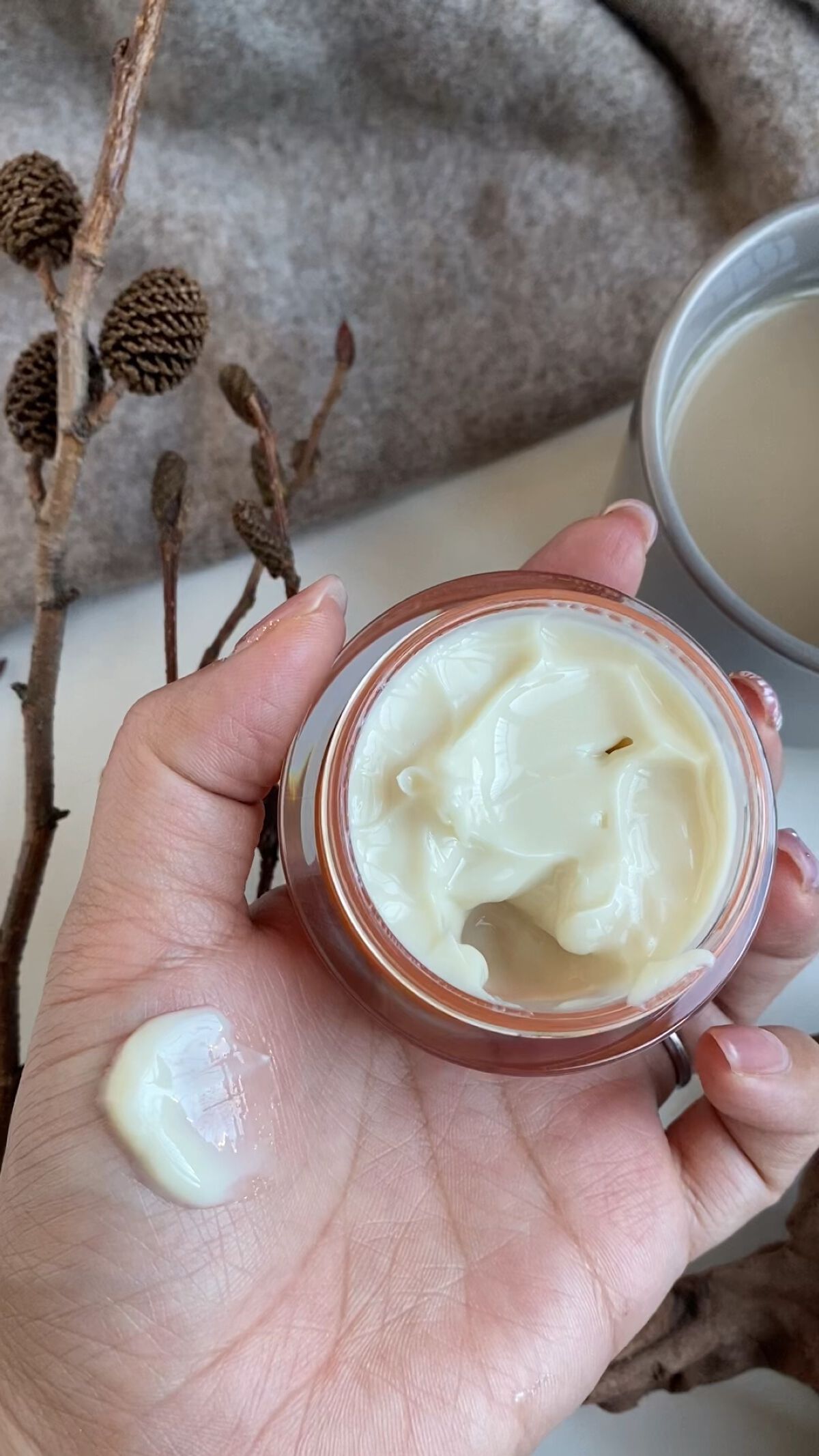  Denovis(デノヴィス)リバイタライジングクリーム /ウェルベスト/フェイスクリームの動画クチコミ1つ目