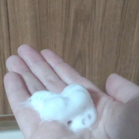 エクソリームローション/NEO COLLECTION/化粧水を使ったクチコミ（3枚目）