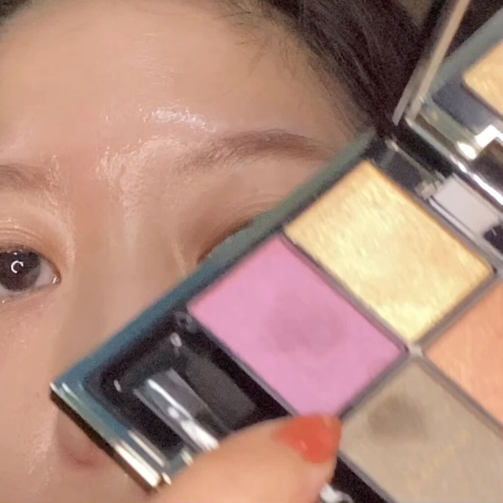 デザイニング カラー アイズ/SUQQU/アイシャドウパレットの人気ショート動画