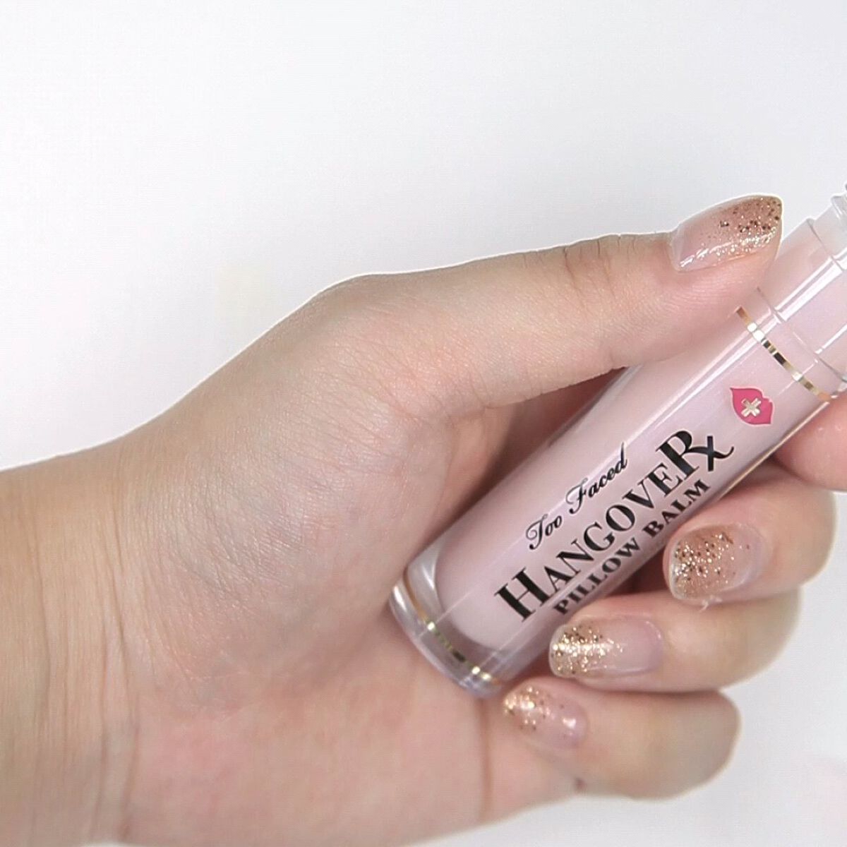 ～トゥー フェイスド ハングオーバー～ ピロー バーム リップ トリートメント/Too Faced/リップ美容液を使ったクチコミ（3枚目）