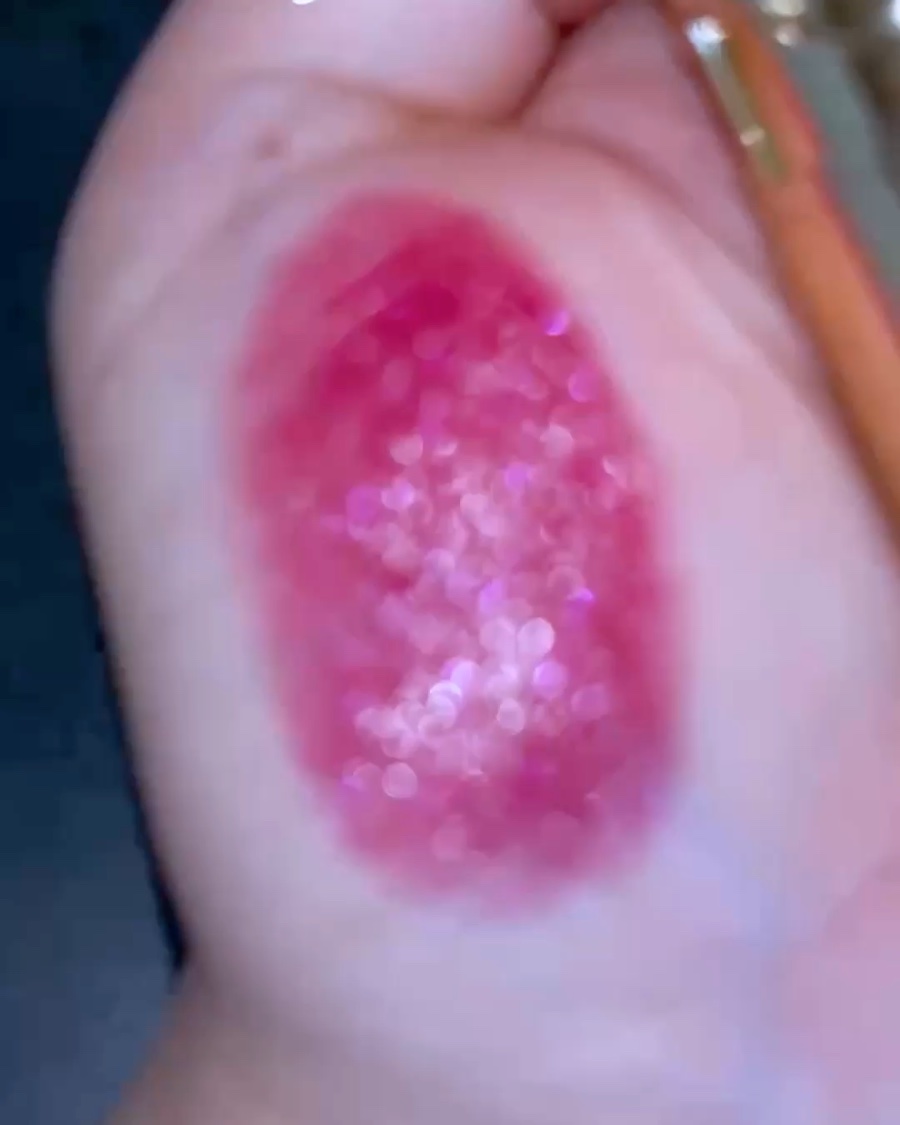 YSL ラブシャイン リップスティック/YVES SAINT LAURENT BEAUTE/口紅の動画クチコミ2つ目