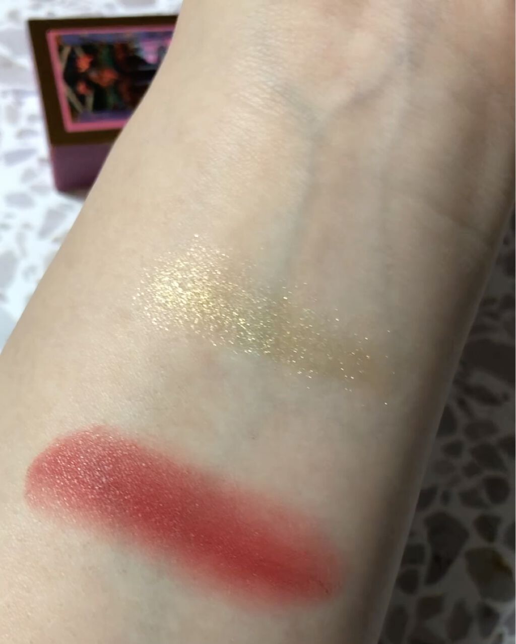 クリーム カラー ベース ×2 エンブレイス ユア デュアリティ/M・A・C/メイクアップキットの動画クチコミ1つ目