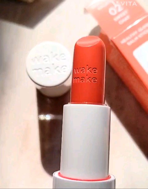 wakemake (ウェイクメイク)
HEALTHY GLOW BALM STICK (ヘルシーグロウバームスティック)を使ってみました💄✨

wakemakeが、4月末からリブランディングされて、ロゴが小文字になって、パッケージも変わり