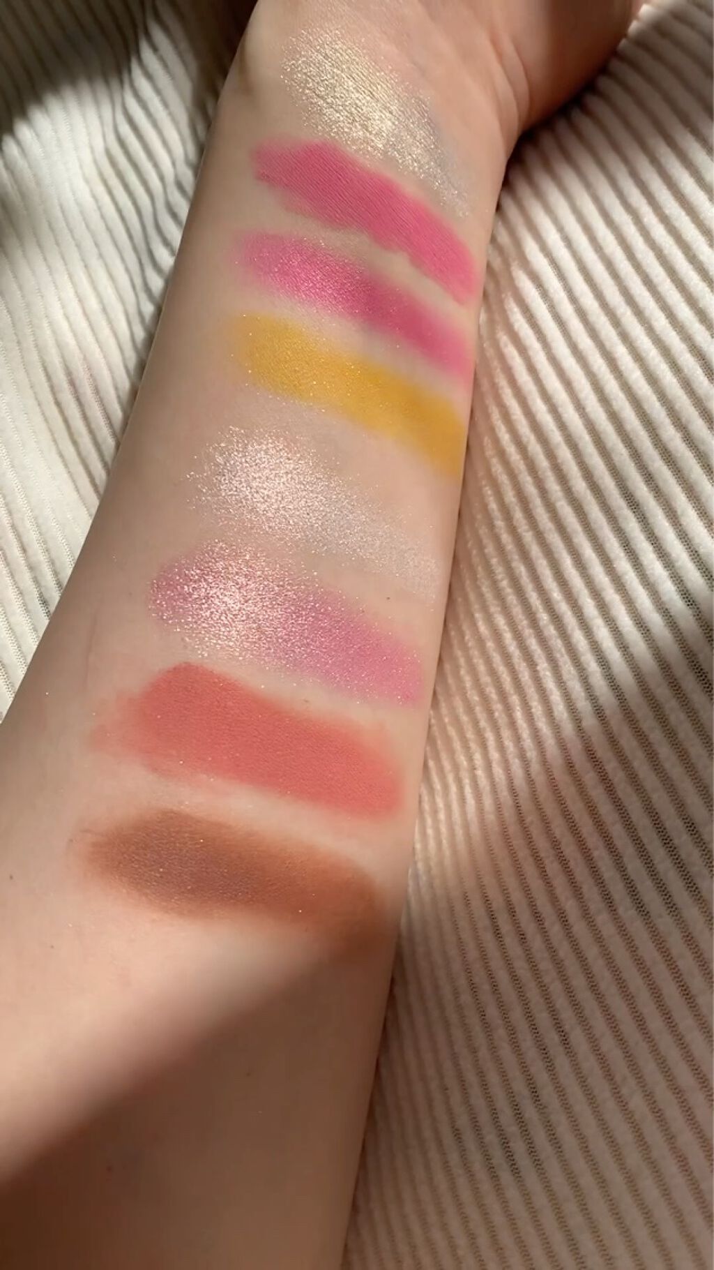 shadow palette /ColourPop/アイシャドウパレットの動画クチコミ5つ目