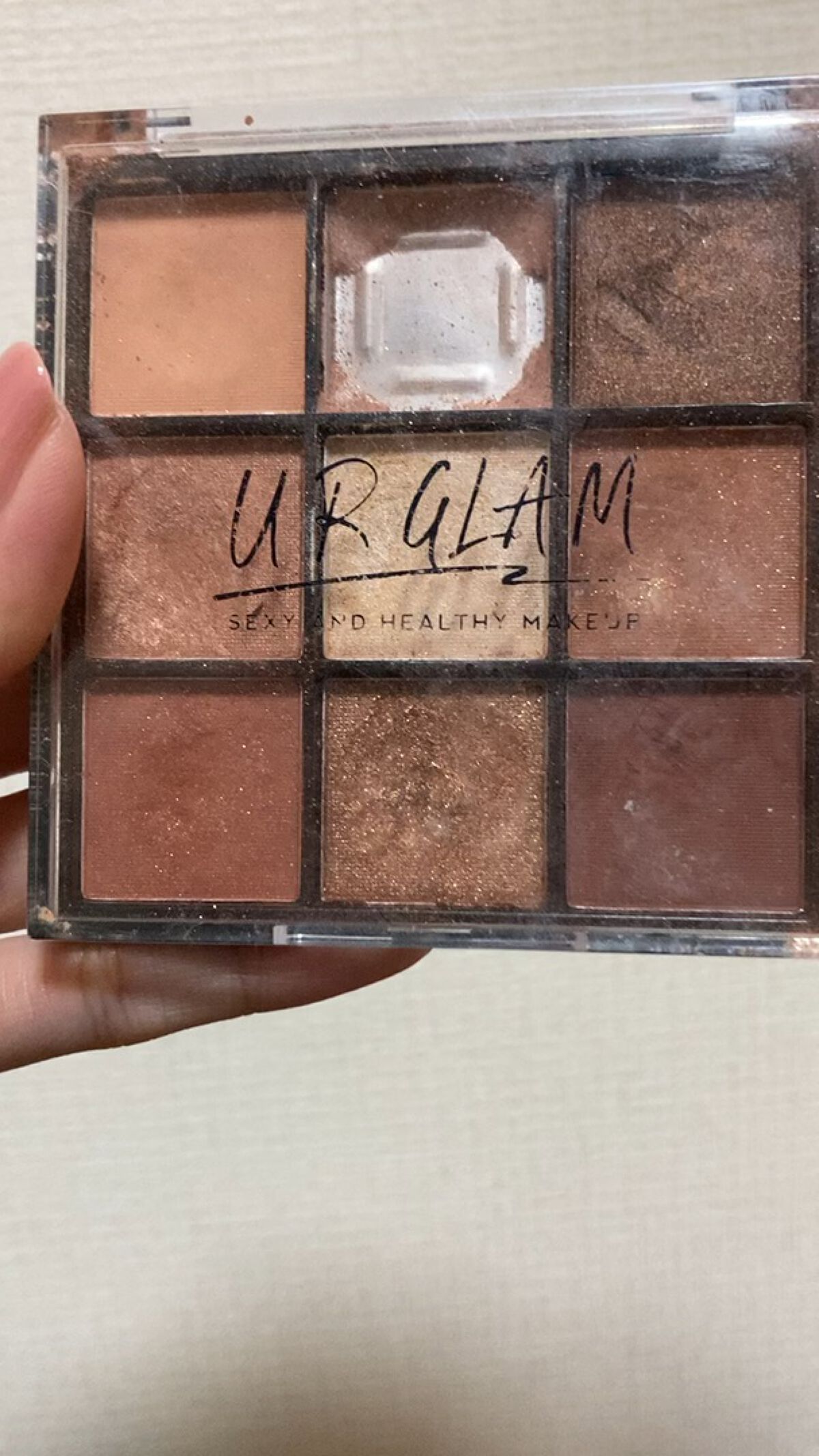 UR GLAM　BLOOMING EYE COLOR PALETTE/U R GLAM/アイシャドウパレットを使ったクチコミ（1枚目）