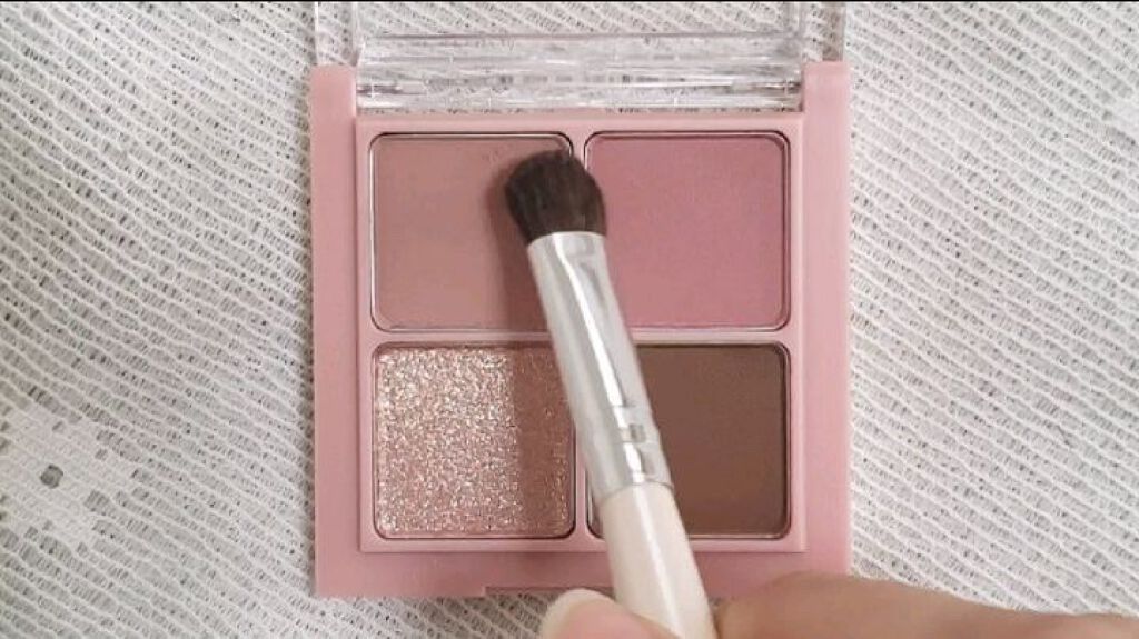 ベターザンアイズ/rom&nd/アイシャドウパレットを使ったクチコミ（3枚目）