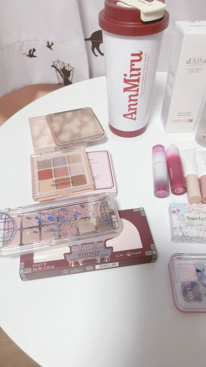 JUDYDOLL メリハリマスターパレット/JUDYDOLL/パウダーハイライトを使ったクチコミ（1枚目）