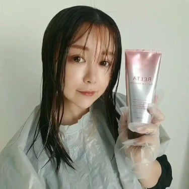 BELTA(ベルタ) ベルタヘアカラートリートメントのクチコミ「目立たないけどポツポツ白髪が気になる ･･･。
でも白髪染めするのは何だか抵抗が･･･🙄

今.....」（2枚目）