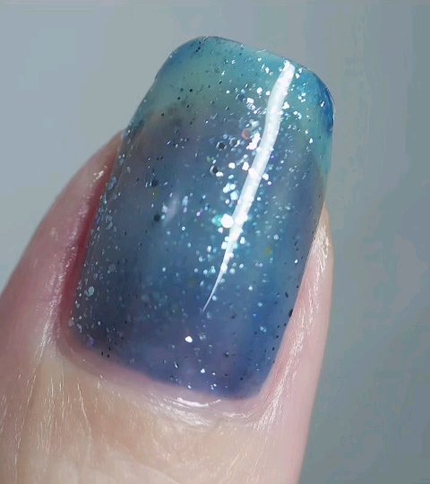 THEM POLISH/iLLO/マニキュアの人気ショート動画