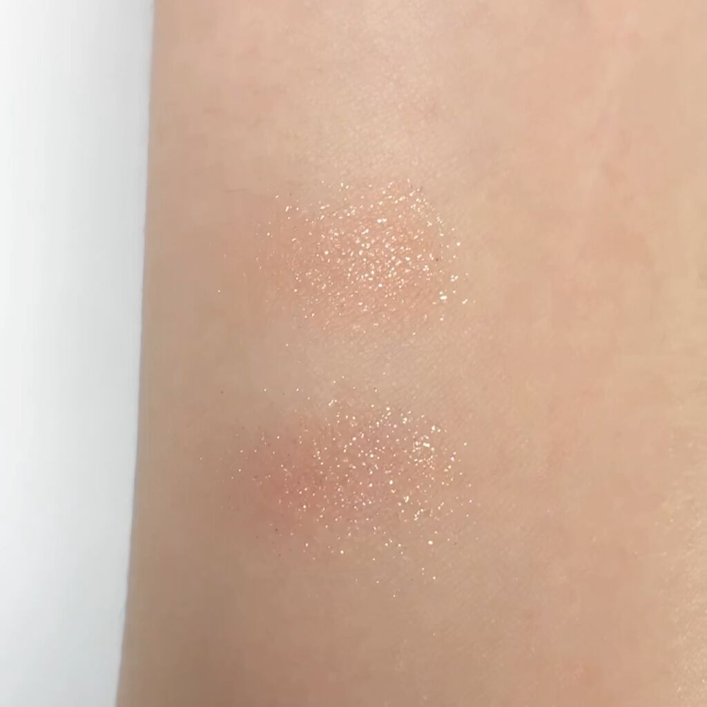 プリズム エアー シャドウ/CLIO/単色アイシャドウを使ったクチコミ（3枚目）