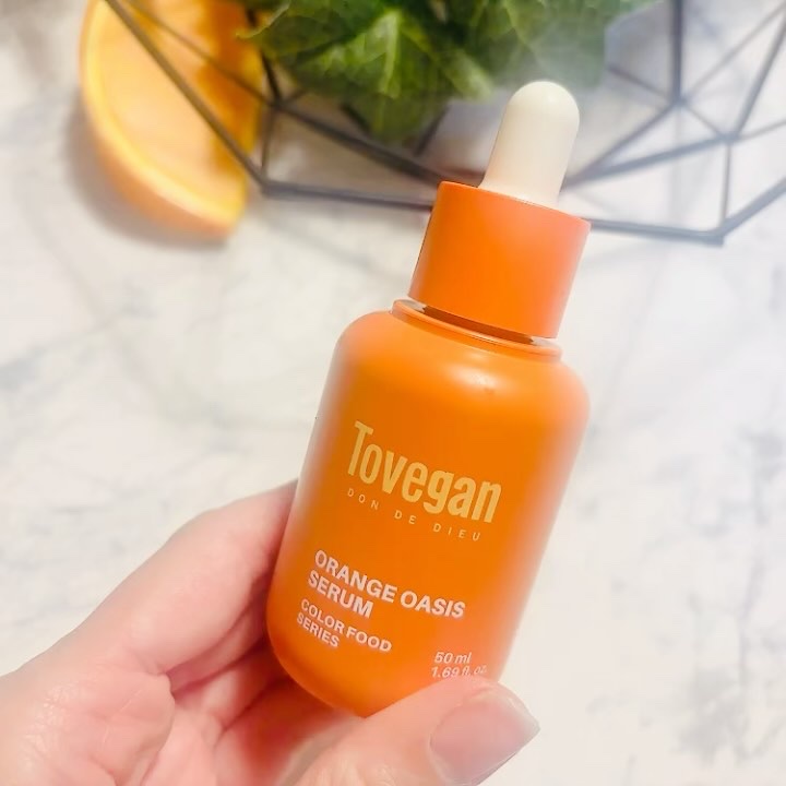 カラーフードシリーズオレンジオアシスセラム/Tovegan/美容液を使ったクチコミ（3枚目）