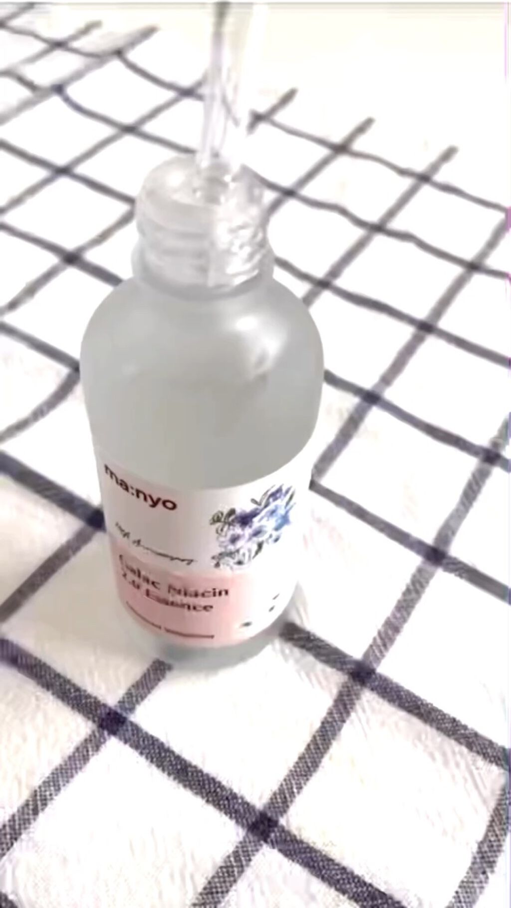 ガラクナイアシン2.0エッセンス/manyo/美容液を使ったクチコミ（1枚目）