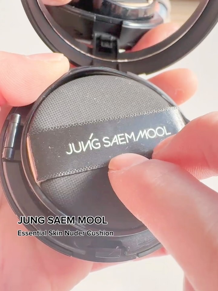 エッセンシャル スキン ヌーダー クッション/JUNG SAEM MOOL/クッションファンデーションを使ったクチコミ（3枚目）