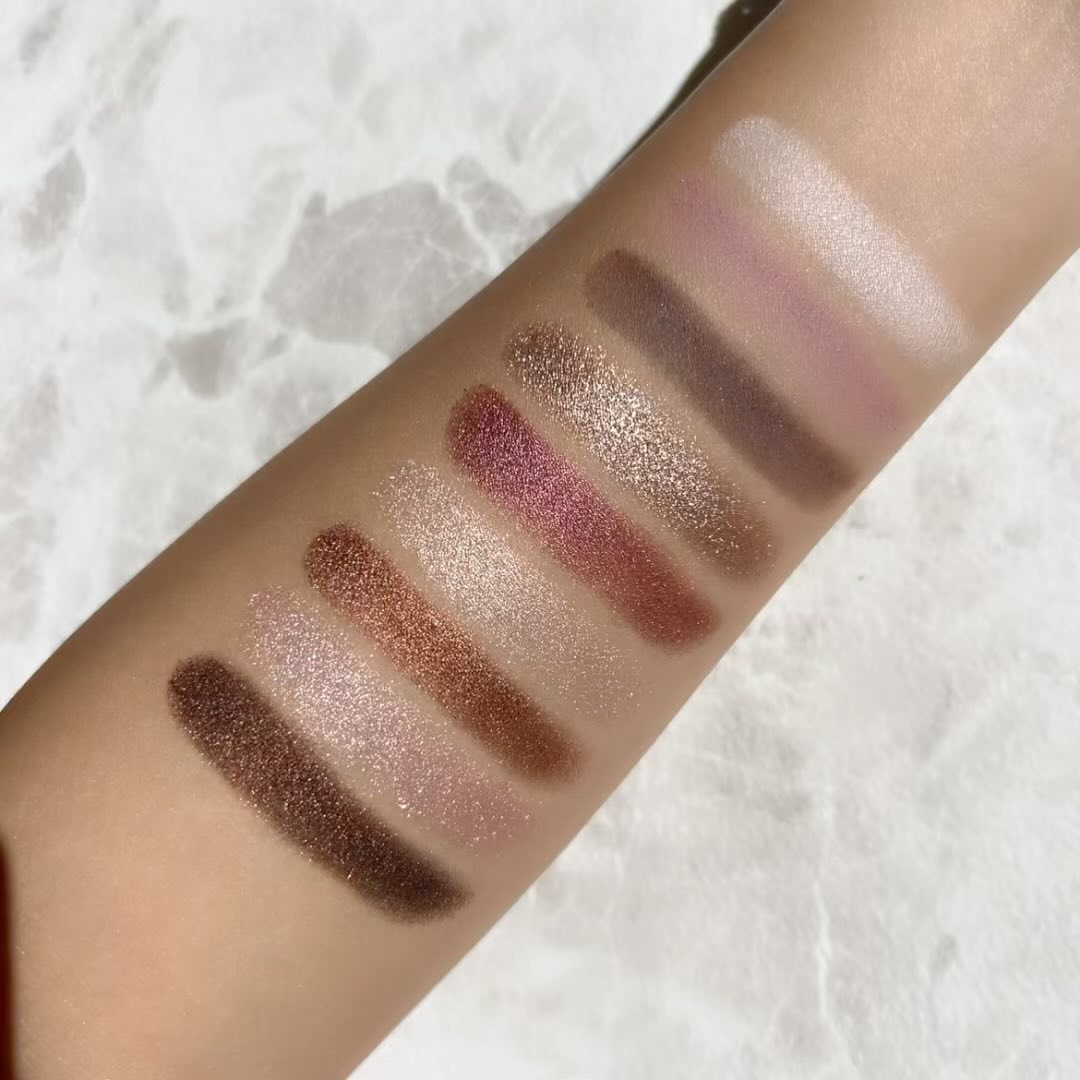 スターライト ドリームス アイシャドウ パレット /ローラ メルシエ/アイシャドウパレットの動画クチコミ5つ目