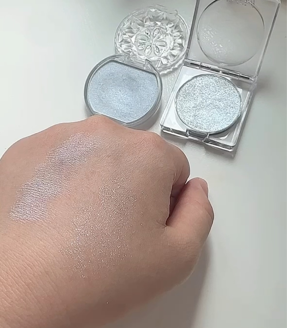 むにゅっとハイライター/キャンメイク/クリームハイライトを使ったクチコミ（2枚目）