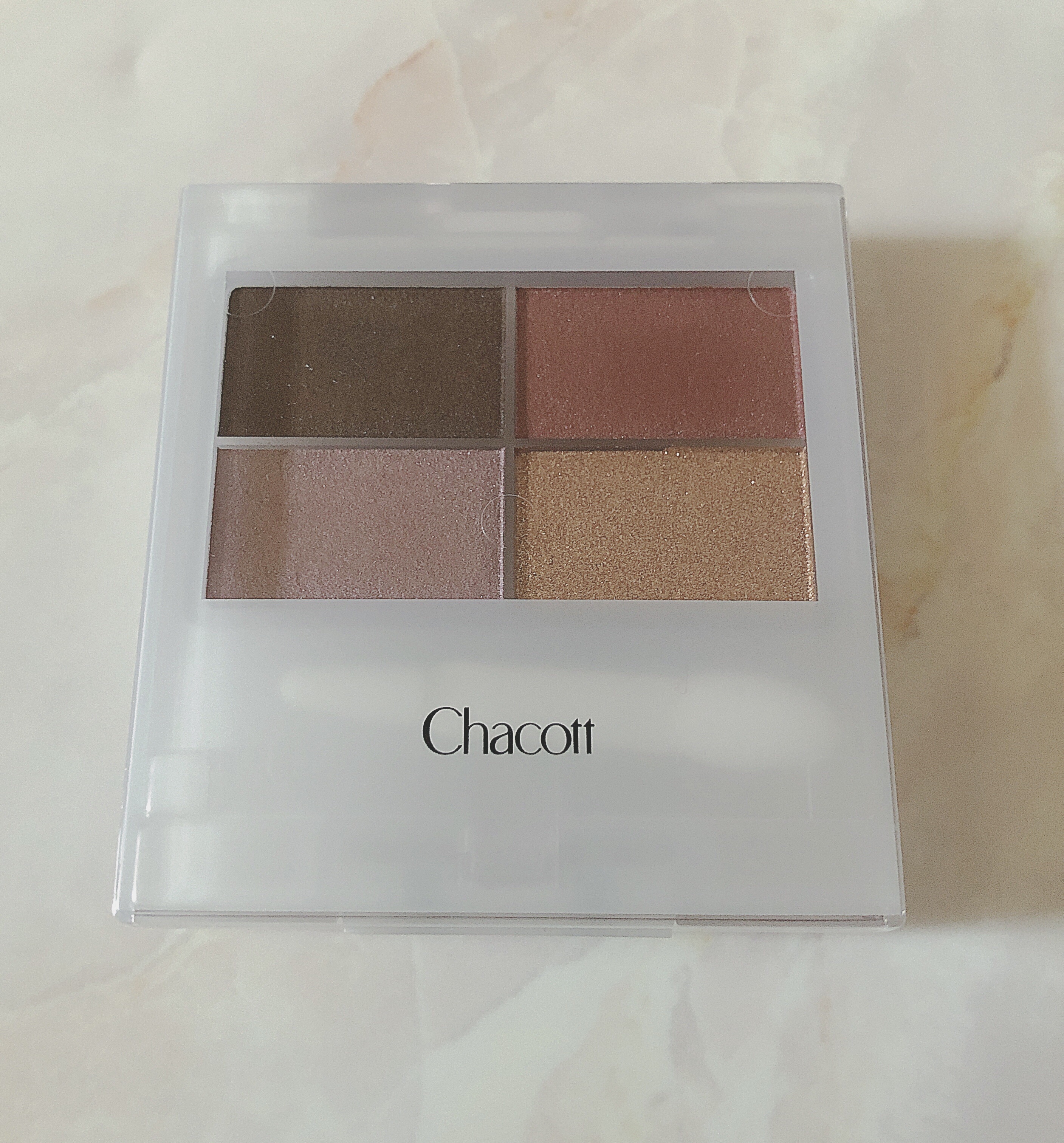 フェイスカラーパレット/チャコット・コスメティクス/アイシャドウパレットの人気ショート動画