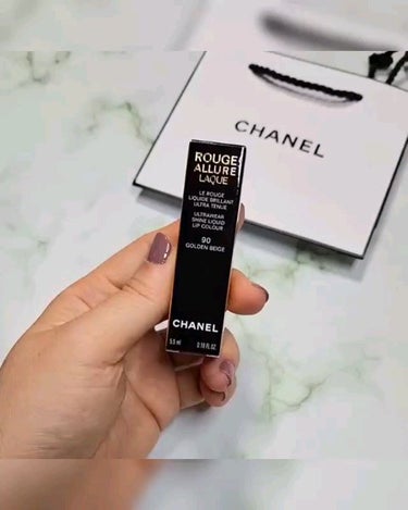 2023年、CHANELのクリスマスコフレ🎄🌟
 
 
10月27日限定発売💖

ホリデー メークアップ コレクション 2023
 
狂騒の20年代のきらびやかな文化や華やかなアールデコ様式。
ホリデー