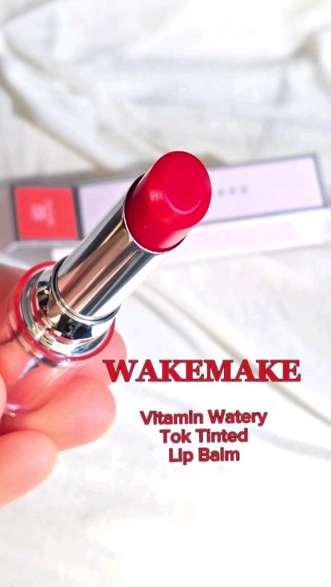 ビタミン ウォーターリートック リップバーム/wakemake/口紅を使ったクチコミ（1枚目）