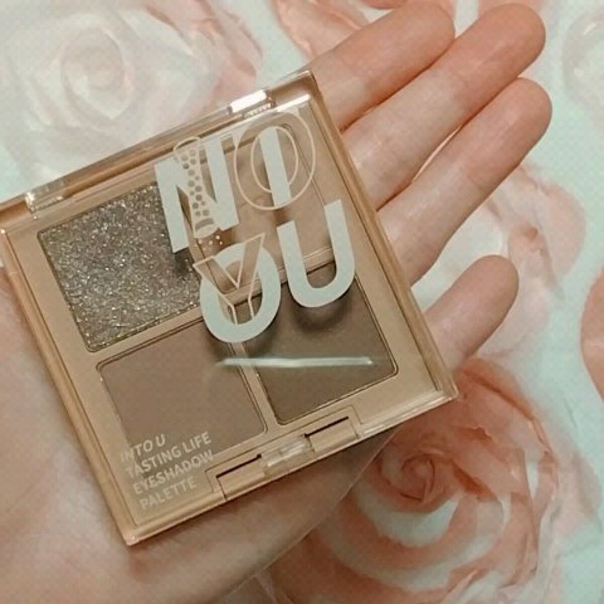 テイスティングライフアイシャドウパレット/INTO U/アイシャドウパレットの人気ショート動画