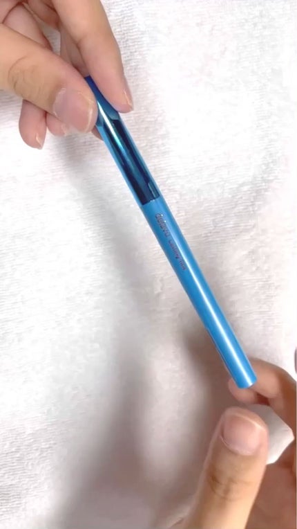 「密着アイライナー」極細クリームペンシル/デジャヴュ/ペンシルアイライナーの人気ショート動画