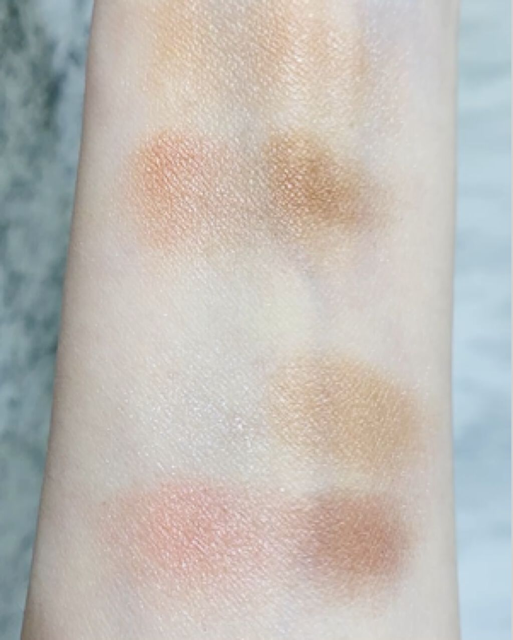 ニュアンスオンアイシャドウ/CEZANNE/アイシャドウパレットを使ったクチコミ（3枚目）