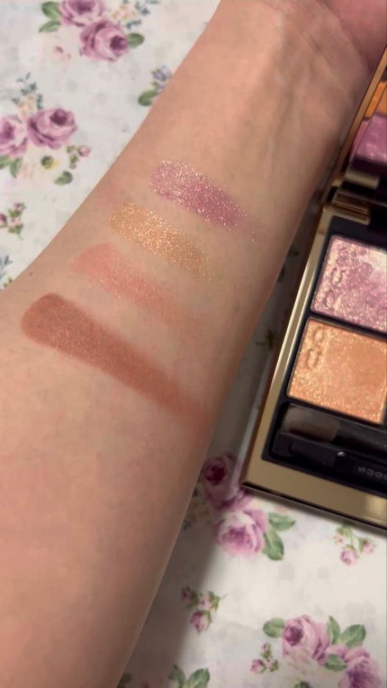 シグニチャー カラー アイズ/SUQQU/アイシャドウパレットを使ったクチコミ(2枚目)