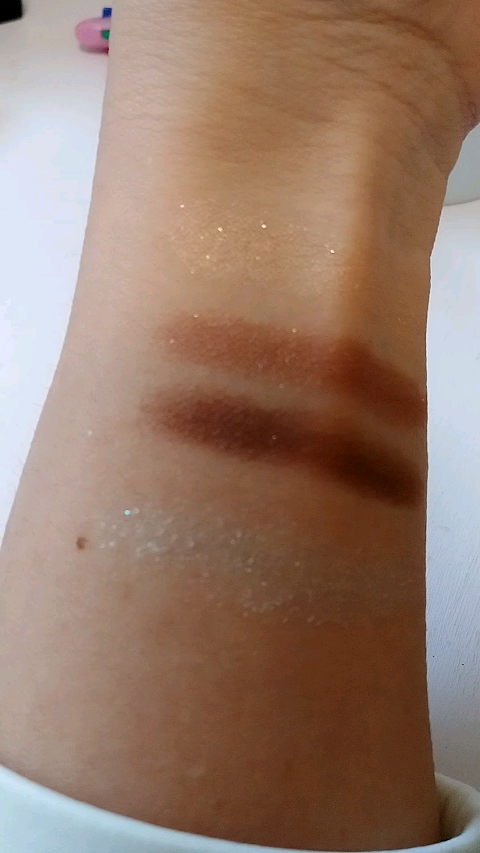 スキンモデリングアイズ/LUNASOL/アイシャドウパレットを使ったクチコミ（1枚目）