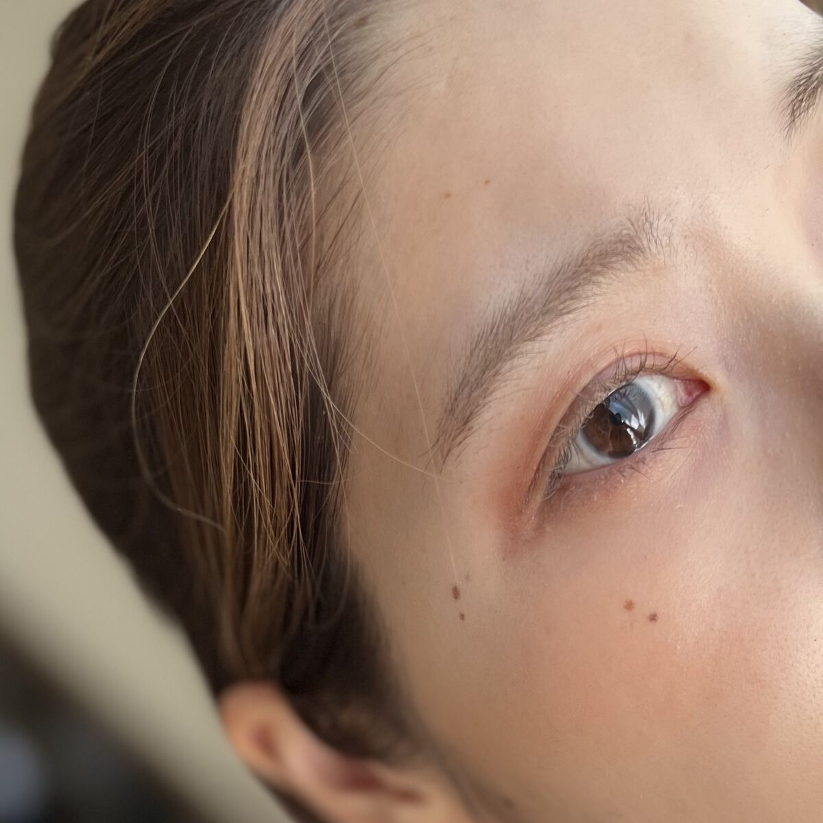 ＊ディーアップ
　パーフェクトエクステンションマスカラ
　マロングレージュ
　エアクリームペンシル
　ソイラテブラウン
⁡
10月9日(日)発売の新色です🌰☕️
⁡
誰もがナチュラルに盛れる“大人カラーレス”という、なんとも魅力的なコンセ