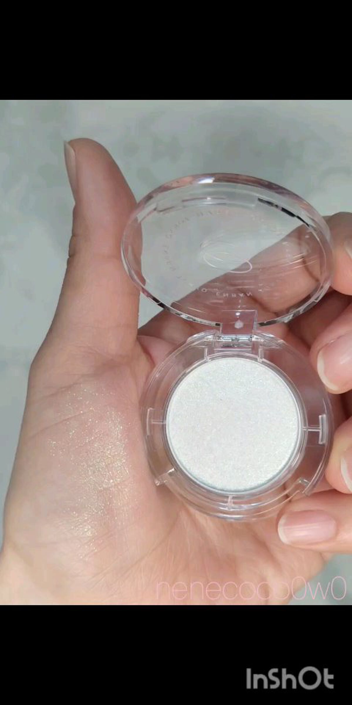 マルチグリッターカラー/ENBAN TOKYO/単色アイシャドウの動画クチコミ3つ目