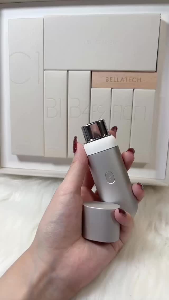 ⁡
⁡
自宅でAIで肌測定ができる時代🔥
肌悩みはあるものの、完全に肌の状態を毎日
知るのは至難の業だよね、、🥲

せっかくあれこれ買ってケアしても、
的外れだったら勿体ない！！ので、
AIスキンスキャナーを使い始めたよ◎

アプリを入