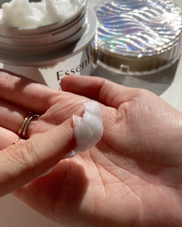 Essential THE BEAUTY 髪のキメ美容バリアヘアマスク/エッセンシャル/ヘアマスク・ヘアパックを使ったクチコミ（3枚目）