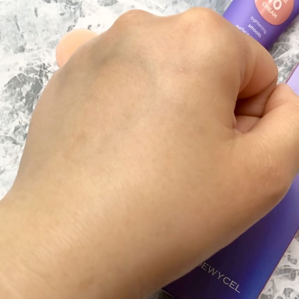 ポアーテンクリーム/DEWYCEL/化粧下地を使ったクチコミ（3枚目）