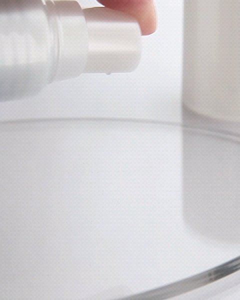 ピュアモイスチャーウォーター/アクアヴィーナス/化粧水の動画クチコミ3つ目