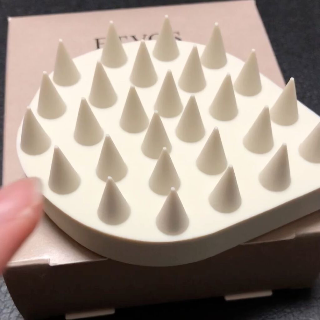 リラクシングマッサージブラシ/エトヴォス/スカルプブラシを使ったクチコミ（3枚目）