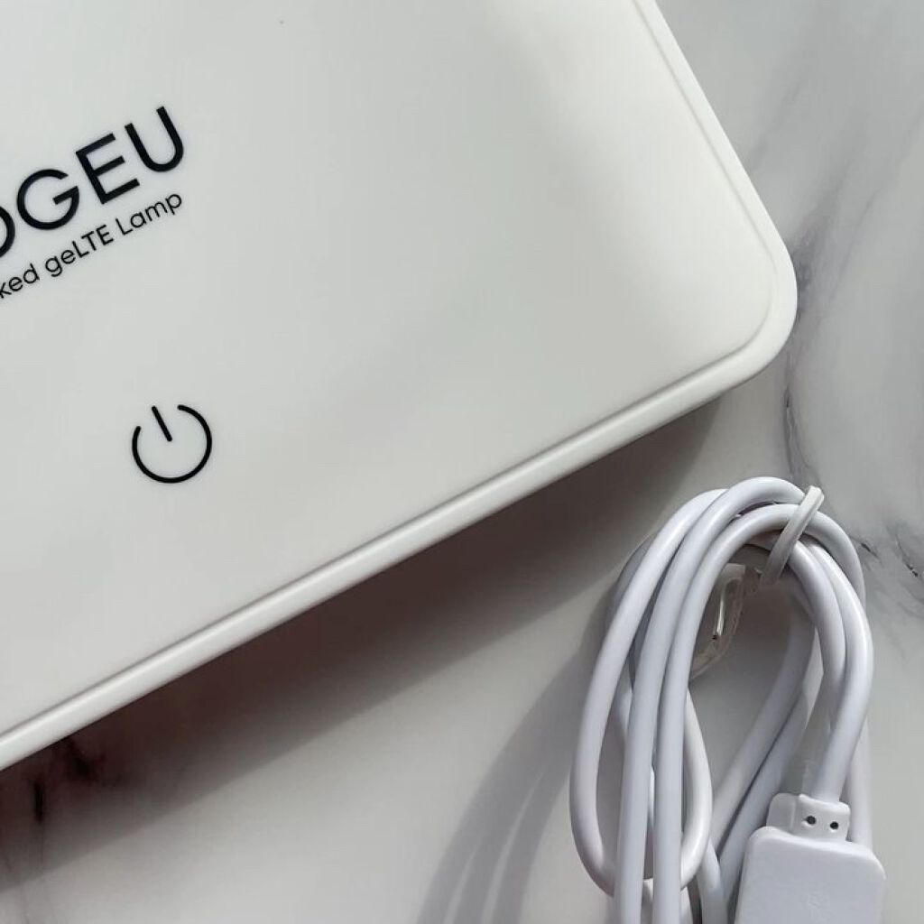 EDGEU ジェルネイルシール/EDGEU/ネイルシールの動画クチコミ2つ目