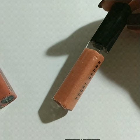 コンフェッティ クラッシュド リップ トリオ/BOBBI BROWN/メイクアップキットの動画クチコミ1つ目